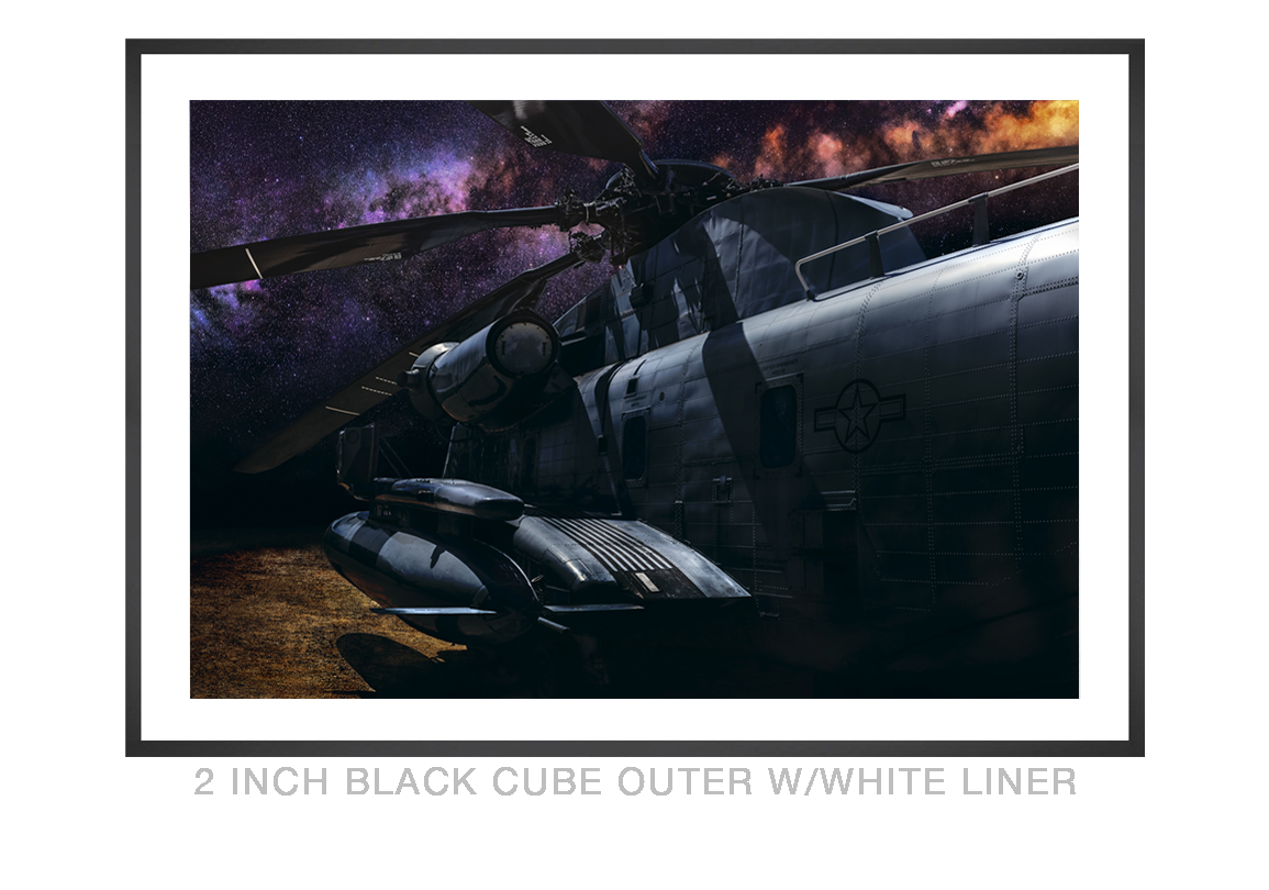 9__HELO_2 IN BLK CUBE OUTER WHT LNR