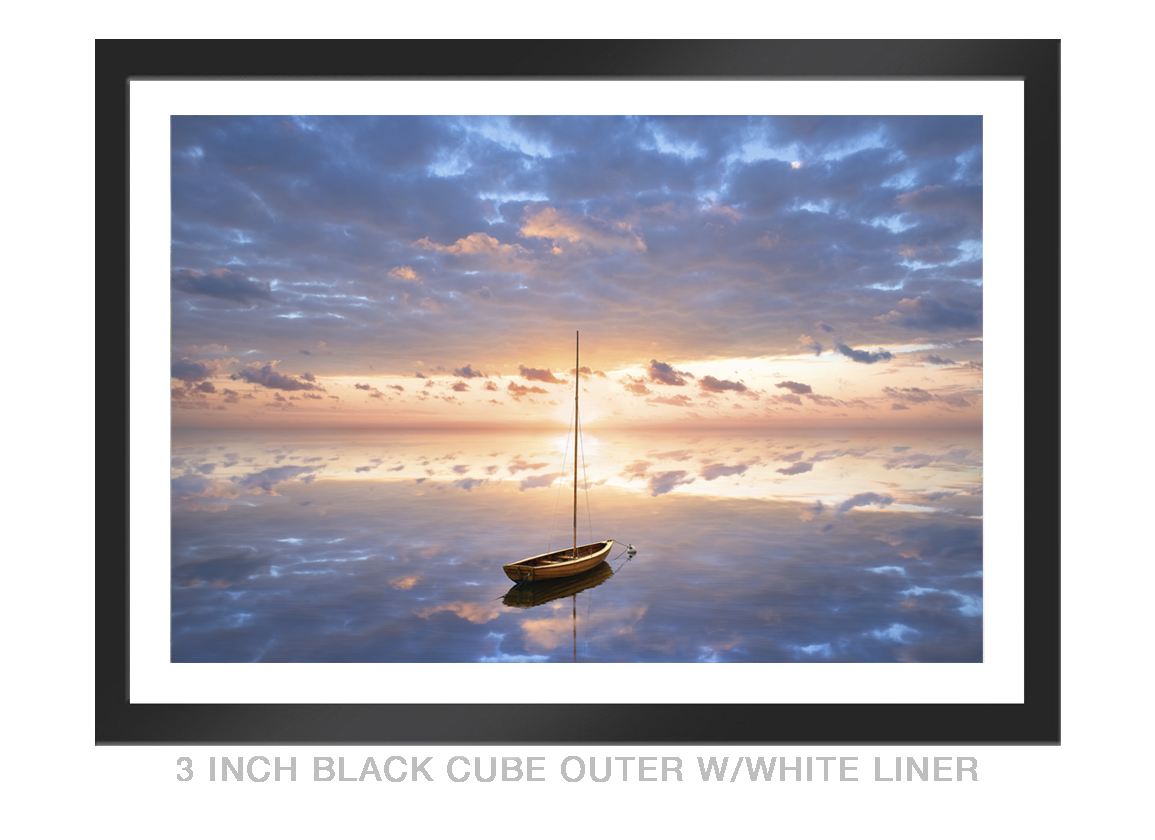 12__REFLECTBOAT_3 IN BLK CUBE OUTER WHT LNR